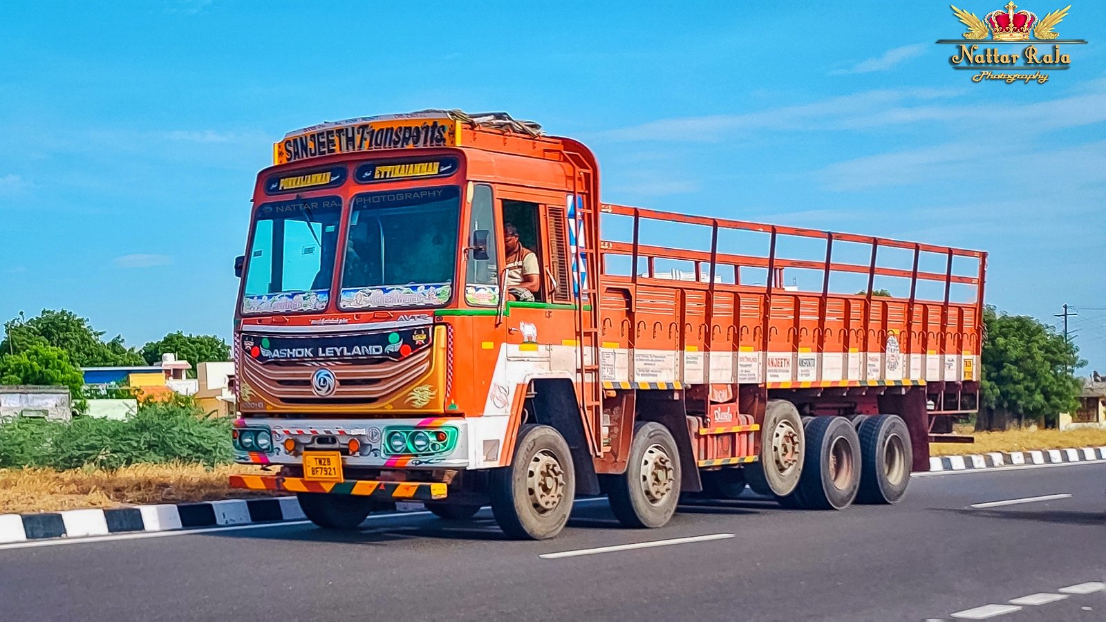 Ashok Leyland AVTR 4220 GPS Tracking: 14-Wheeler Haulage Telematics & Remote Starter Immobilizer